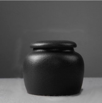 Midi Urn &#039;Ceramic Black&#039;- AU005C